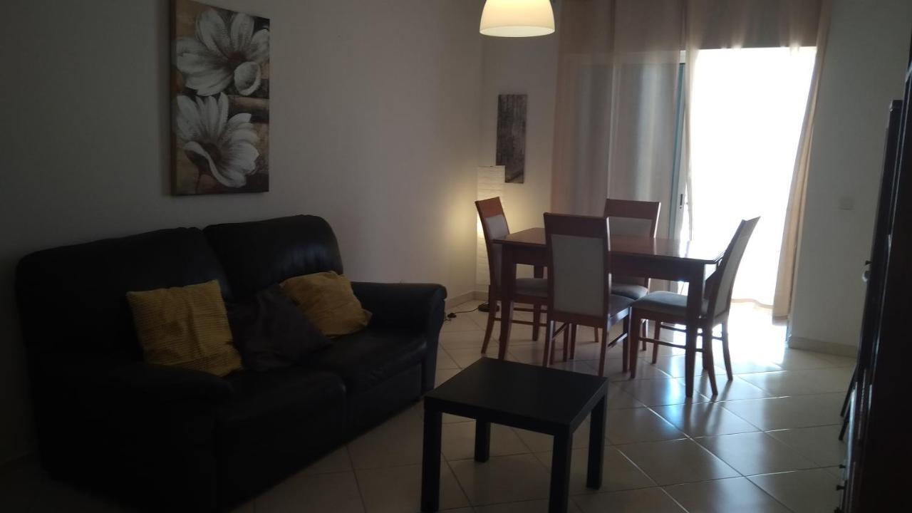 Apartamentos Monica Quarteira Exterior photo